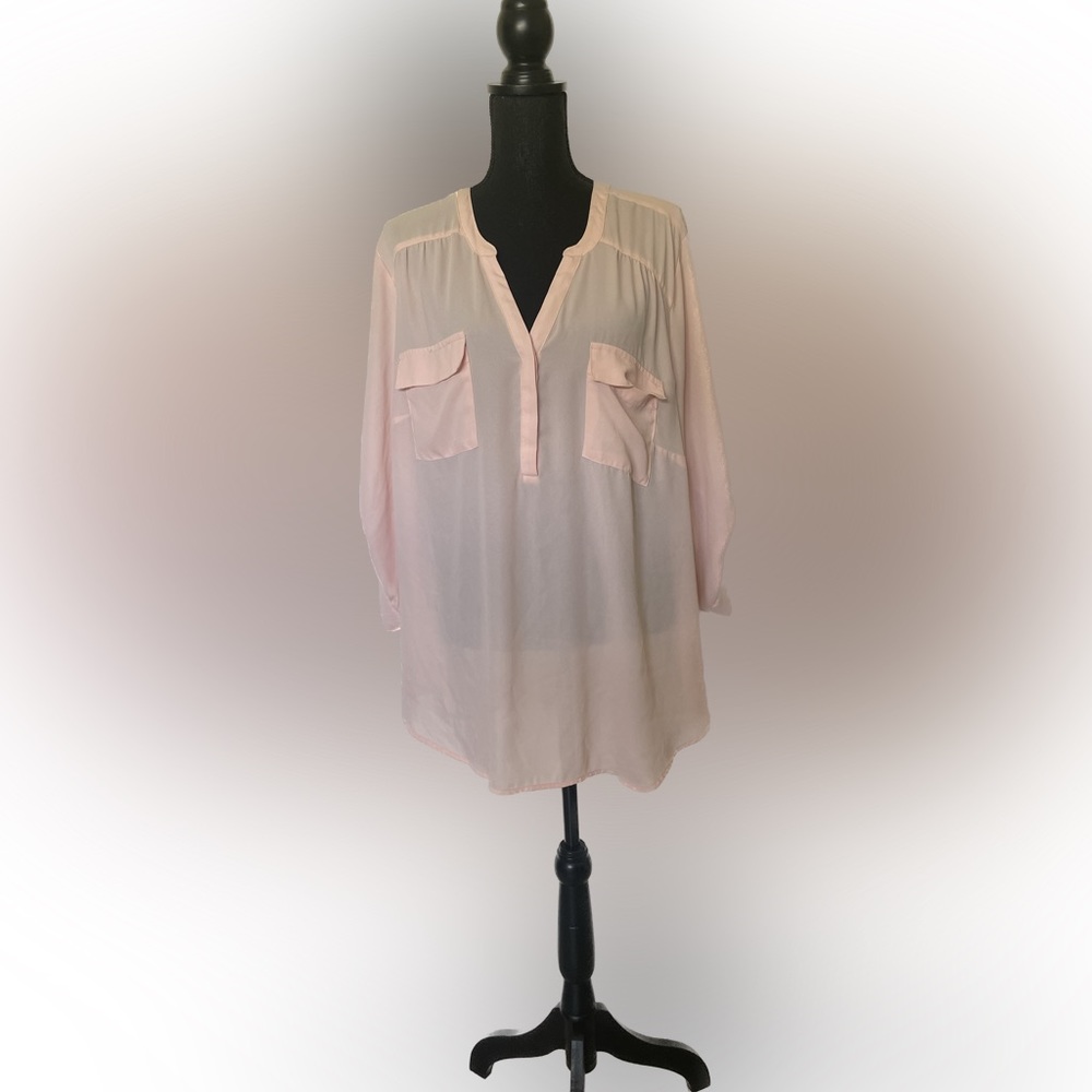 TORRID Pullover top Harper Blouse Size 3xl Blush Peach Round Hem 3/4 Sleeve
